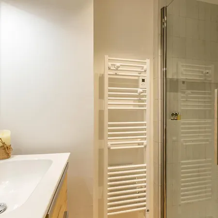 Elegant Renove Avec Wifi Au Coeur Du Vieux Val-d'isere, Proche Des Pistes Et Commodites - Fr-1-694-313 Val-dʼIsère